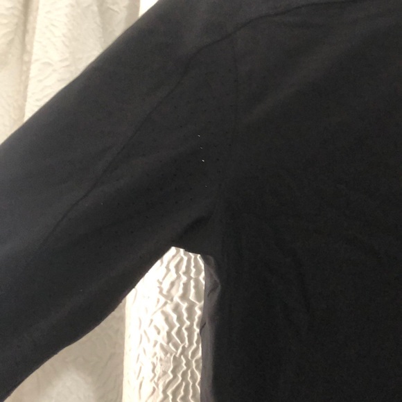 Lululemon Jacket - Picture 6 of 8